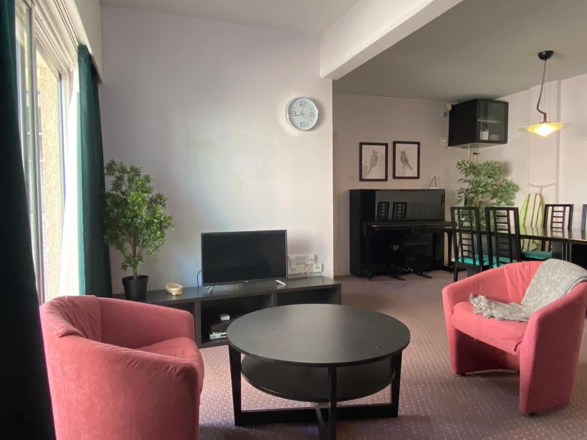 Private Room In A Shared Flat At Best Location Лимасол Екстериор снимка