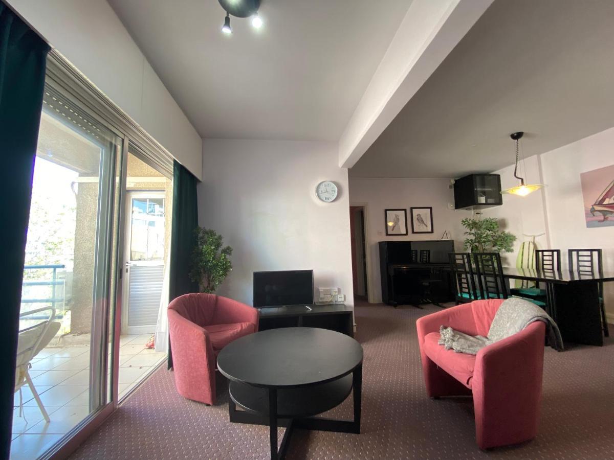 Private Room In A Shared Flat At Best Location Лимасол Екстериор снимка