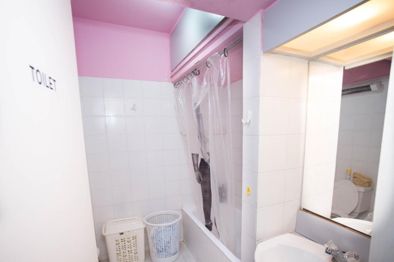 Private Room In A Shared Flat At Best Location Лимасол Екстериор снимка